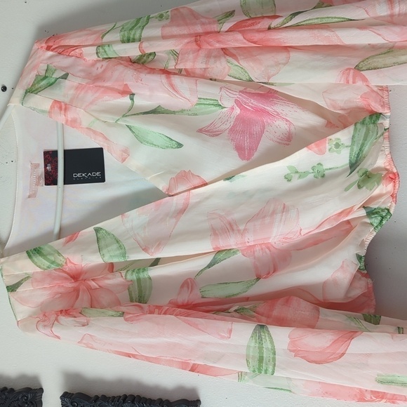 Love Colette Floral Print Blouse - Picture 2 of 10